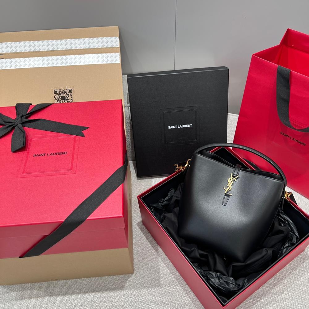 Saint Laurent LE 37 Parlak Deri Çanta