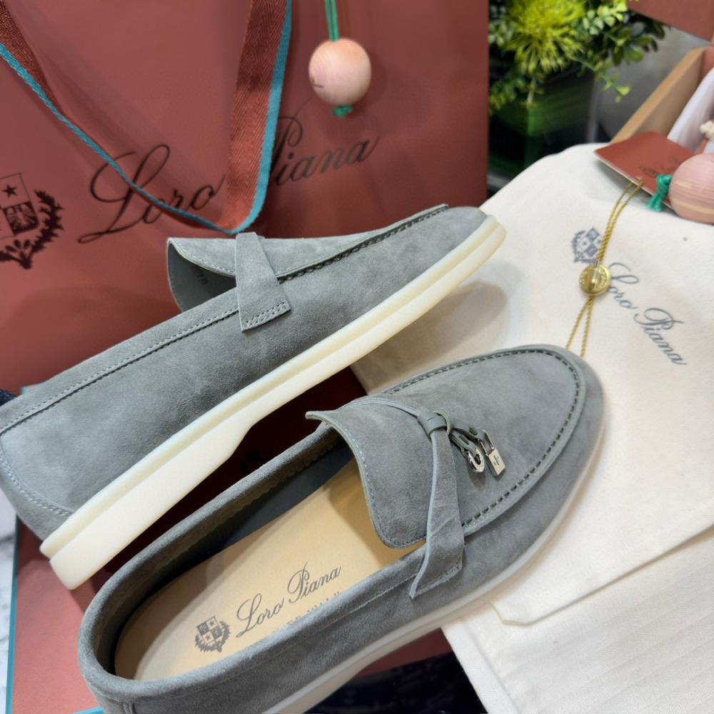 Loro Piana Yaz Büyüsü Yürüyüş Ayakkabısı - Flanel Gri - Glimmer of Luxury