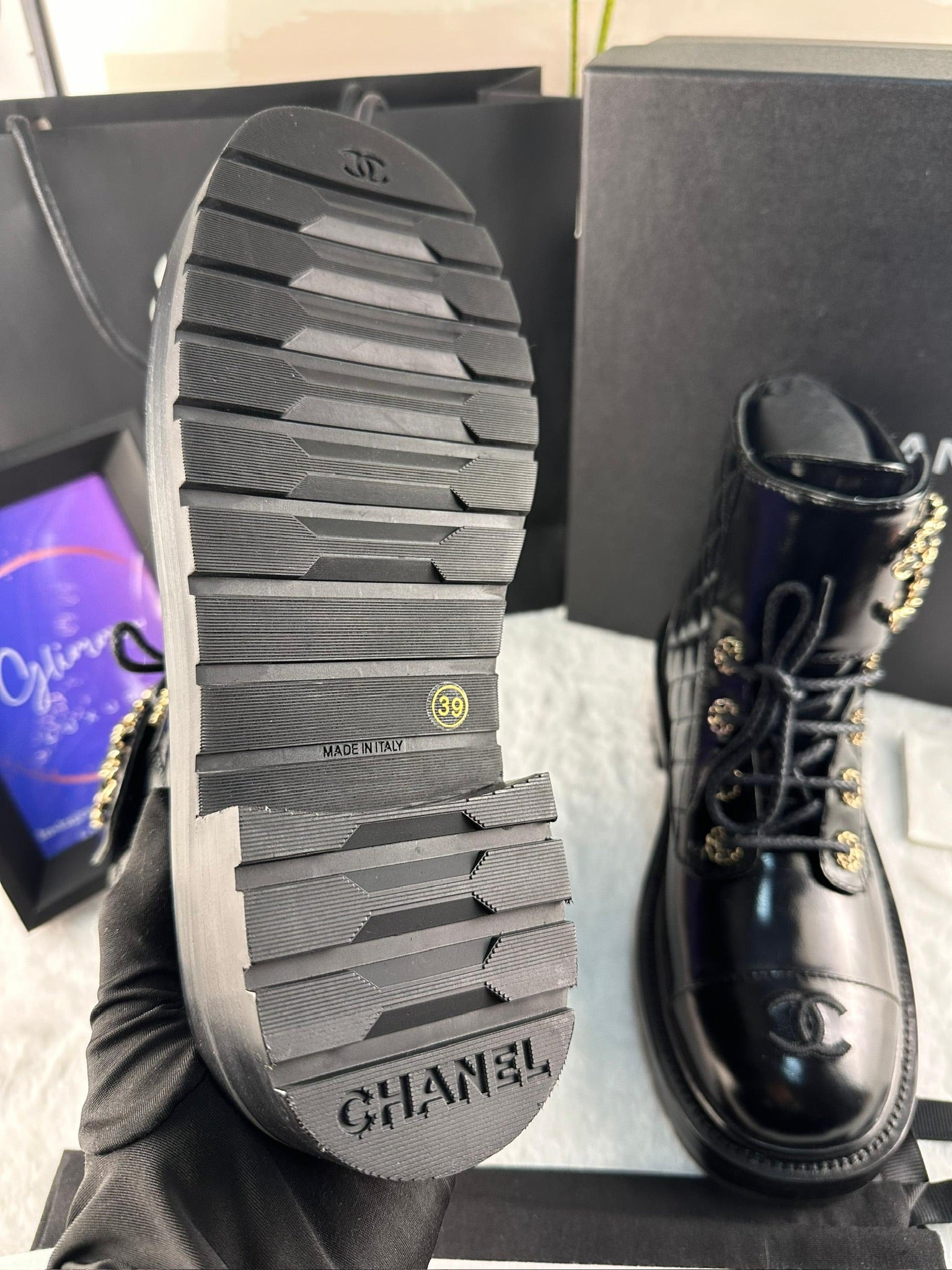 Chanel S24 Kısa Botlar - Glimmer of Luxury