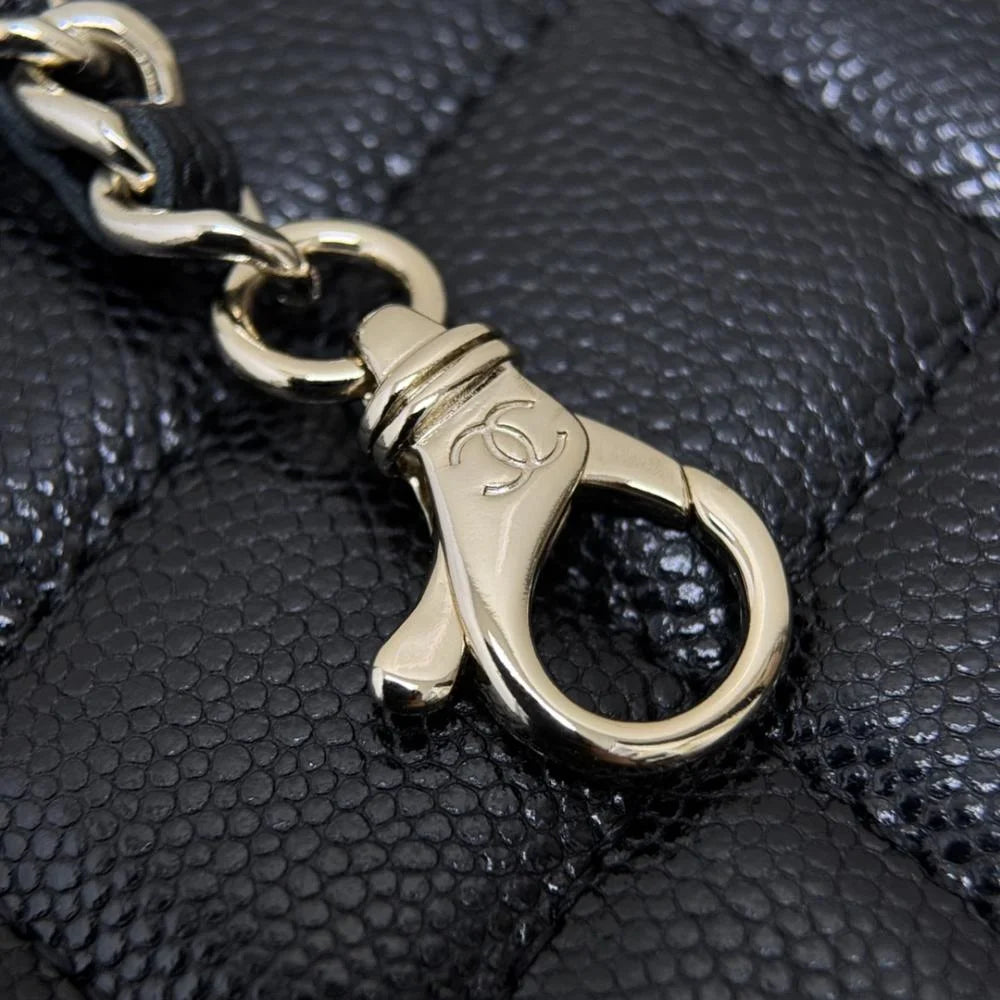 Chanel 25C Makyaj Çantası - Glimmer of Luxury