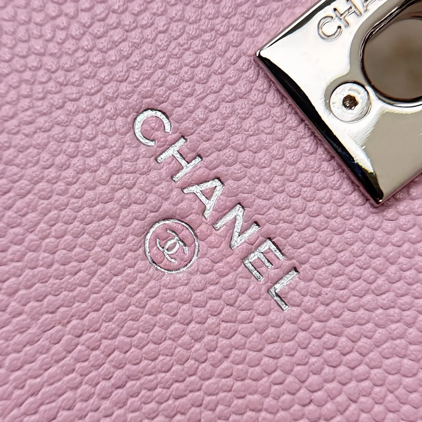 Chanel 25C Chain Handbag 