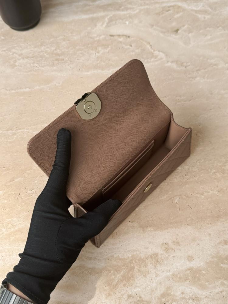 Chanel 25C Chain Handbag 