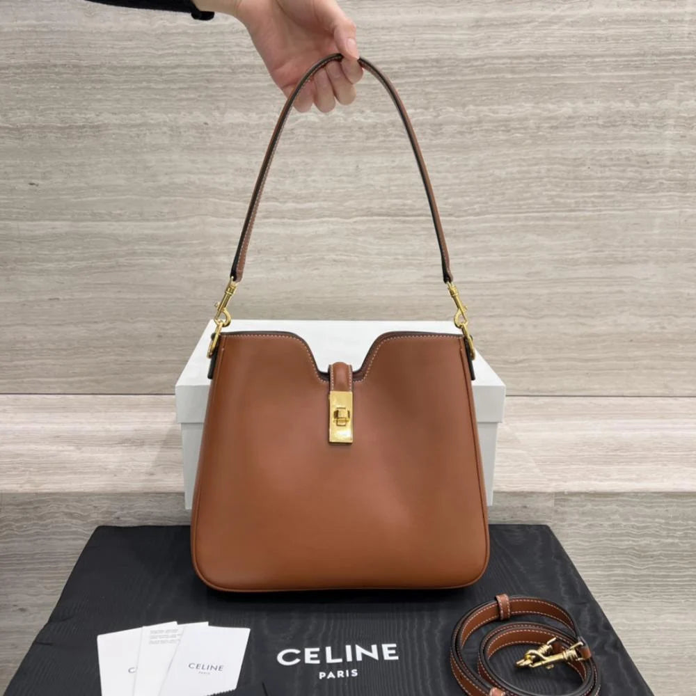 Küçük Camille 16 Yumuşak Çanta Pürüzsüz Dana Derisi - Glimmer of Luxury