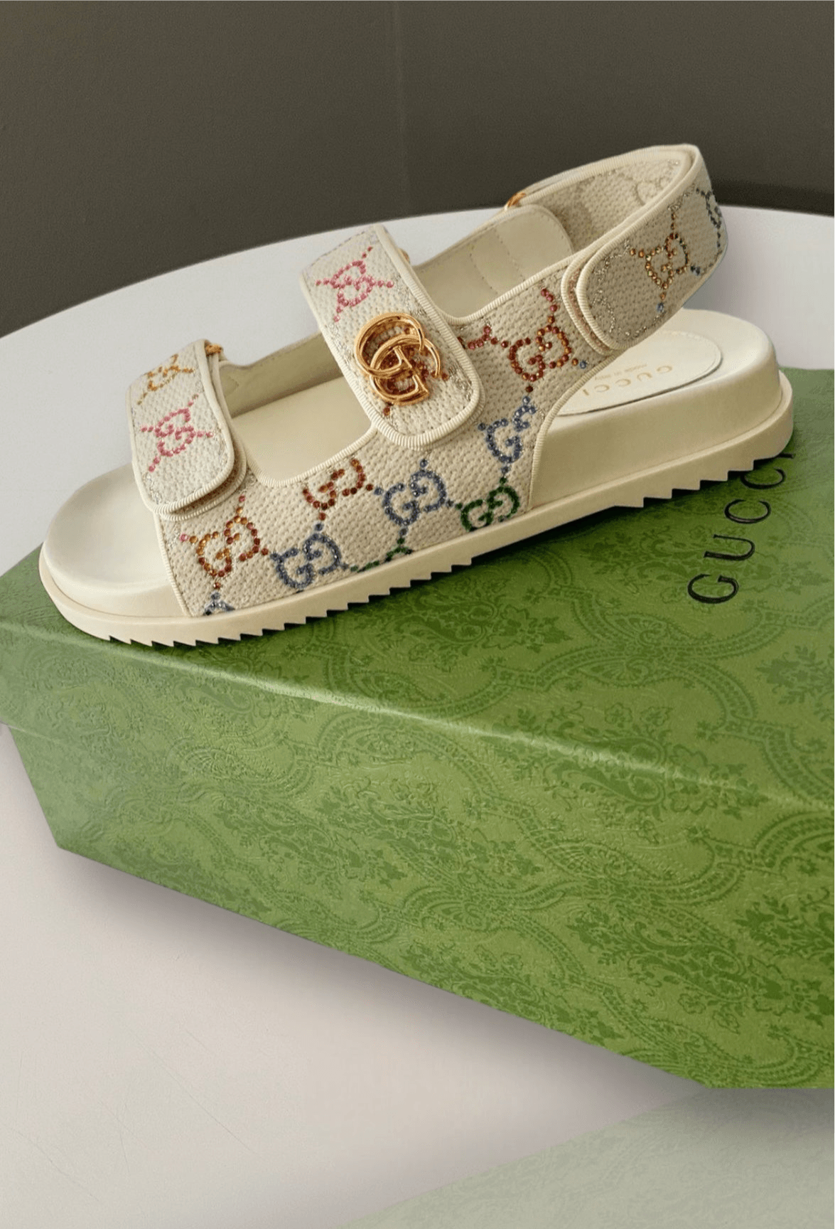 Gucci Fildişi Double G'li Kadın Sandaleti Kanvas - Glimmer of Luxury