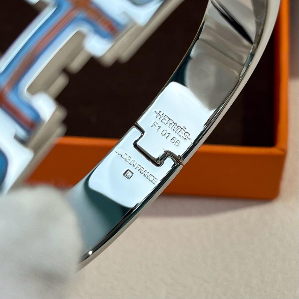 Hermès Clic H Bracelet – Ride Collection