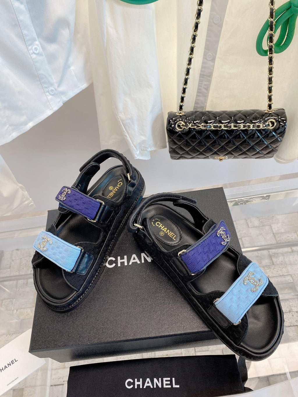 Chanel Çoklu Renk Siyah Örme Kumaş Baba Sandalet - Glimmer of Luxury