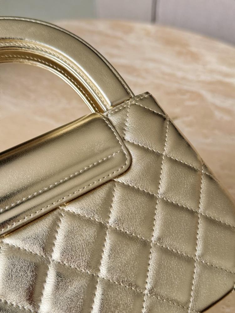 Chanel Kelly Alışveriş Çantası Parlak Dana Derisi ve Altın Donanım Altın Renk