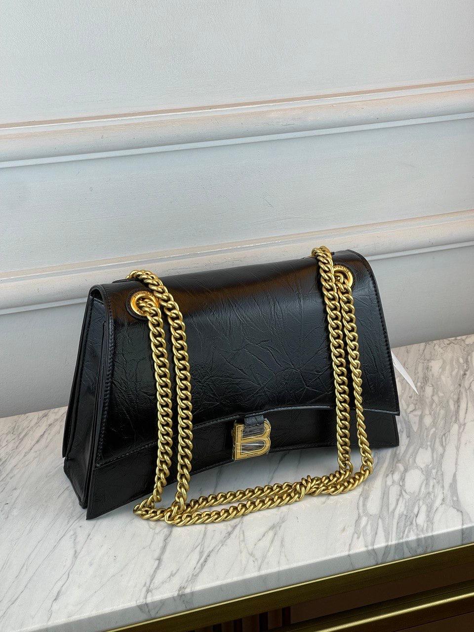 Balenciaga Medium Crush Deri Omuz Çantası - Glimmer of Luxury