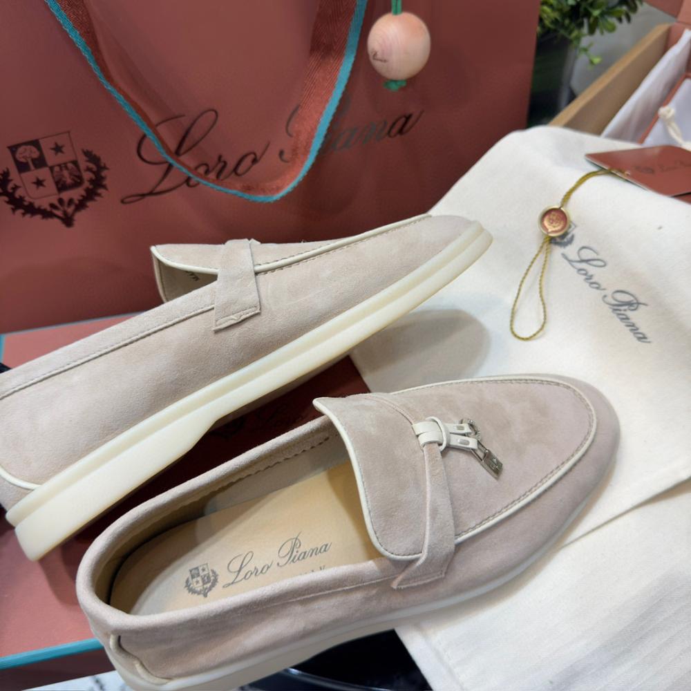 Loro Piana Yaz Büyüsü Yürüyüş Ayakkabısı - İnci Tozu - Glimmer of Luxury