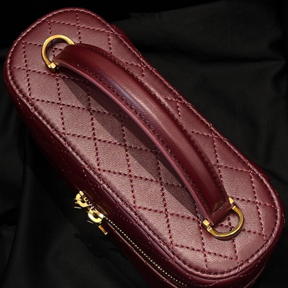 Saint Laurent Gaby Kuzu Derisinden Makyaj Çantası