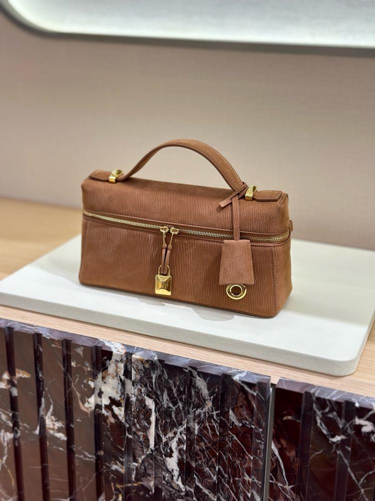 Loro Piana – Extra 23