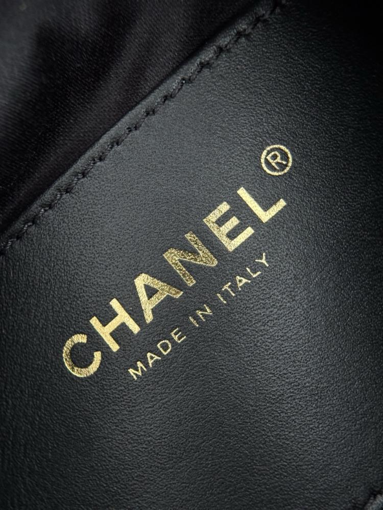 Chanel 25C Large Hobo Travel Bag