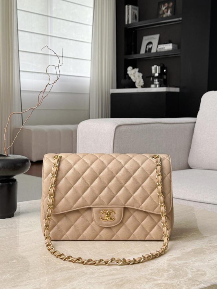 Chanel Caviar Quilted Jumbo Double Flap Bag