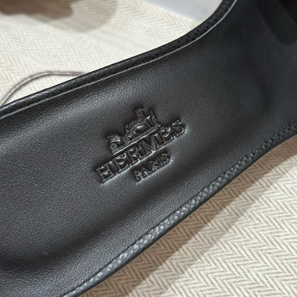 Hermès Oasis Sandals Black &amp; Argent Grey