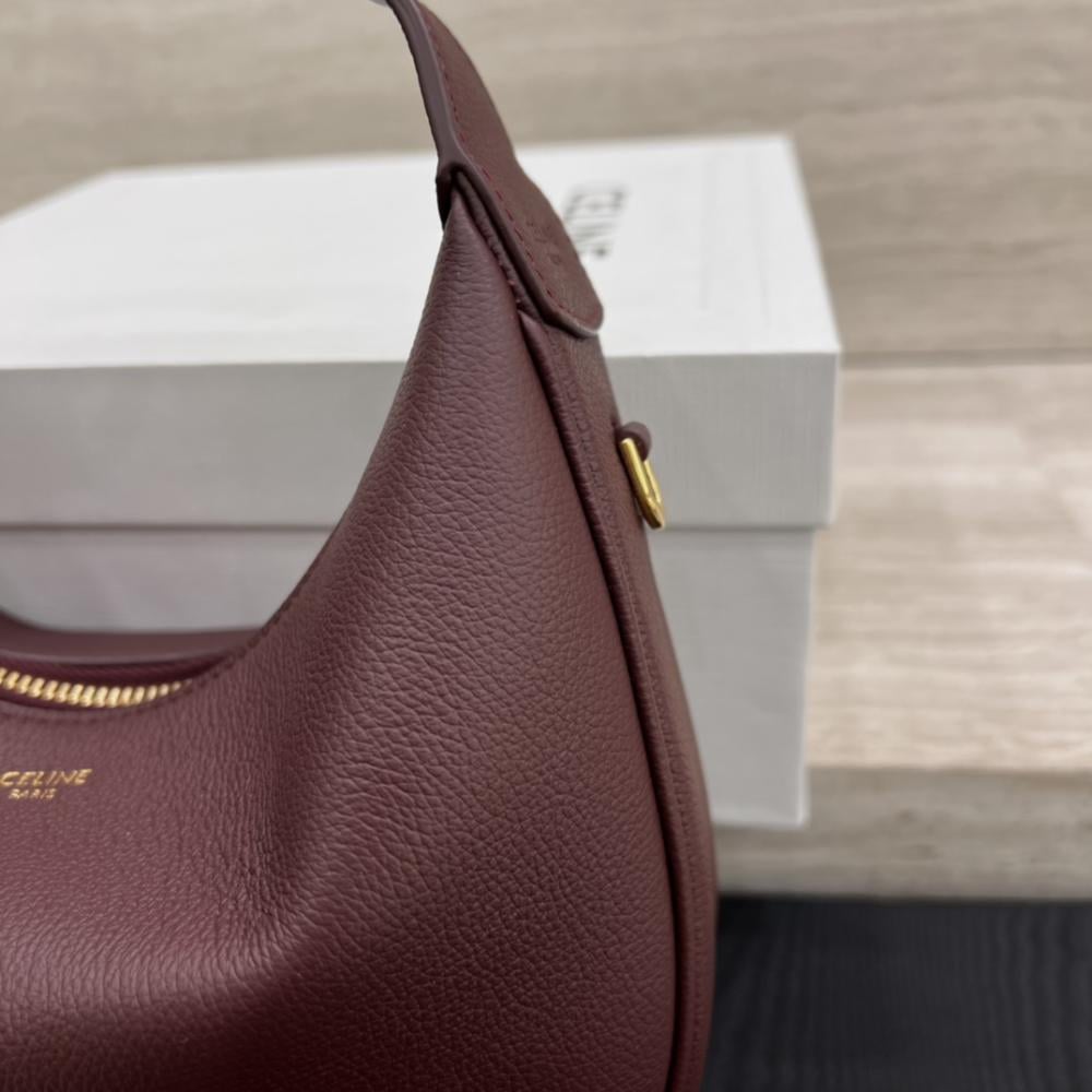 لولو من يونغ سيلين، جلد عجل محكم - بورغندي داكن