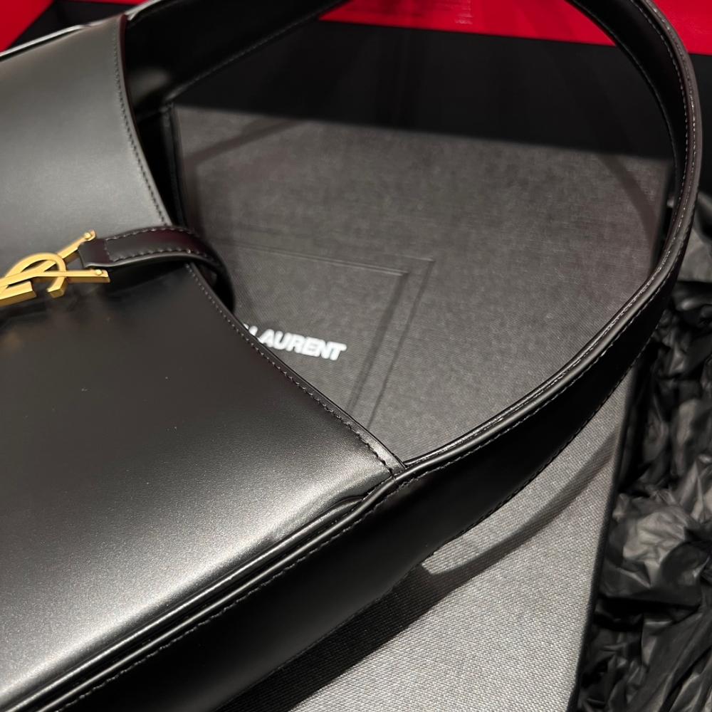 Saint Laurent Le 5 A Pürüzsüz Deri Hobo Çanta