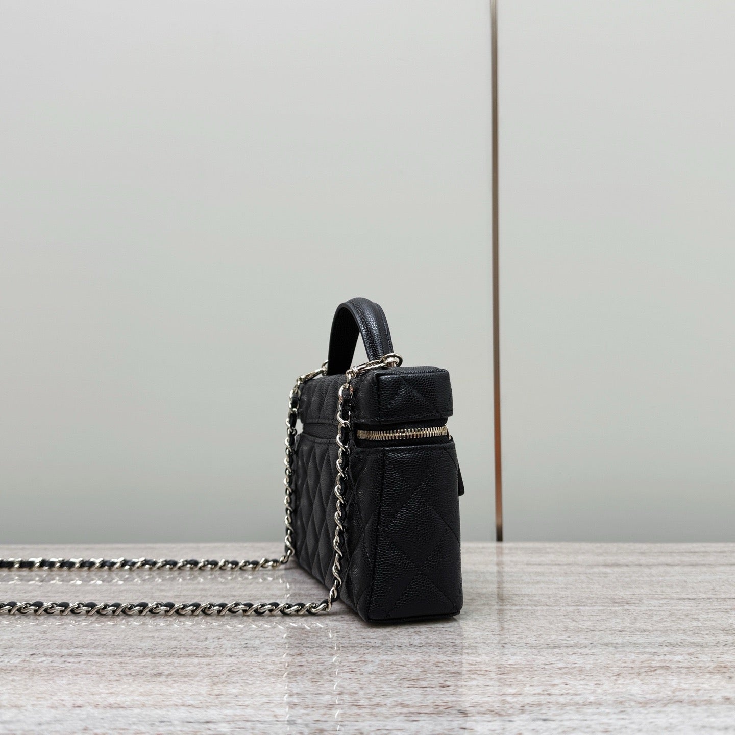 Chanel 25C Makyaj Çantası - Glimmer of Luxury