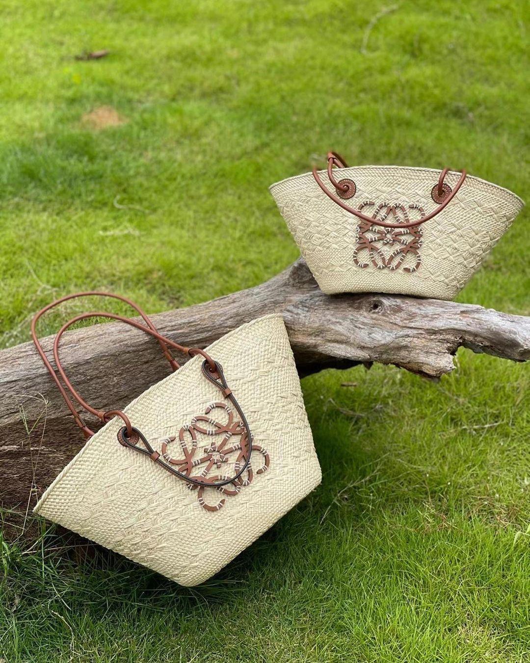 Loewe Anagram Sepet Çantalar - Glimmer of Luxury