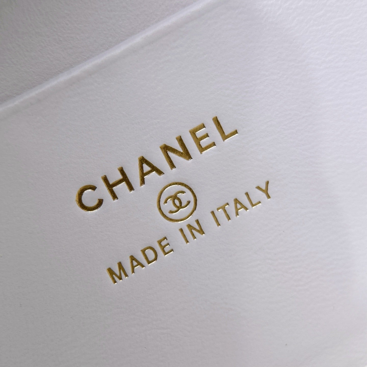 Chanel 25C Makyaj Çantası - Glimmer of Luxury