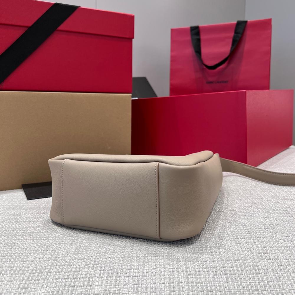 Saint Laurent 5 À 7 Küçük Esnek Çanta