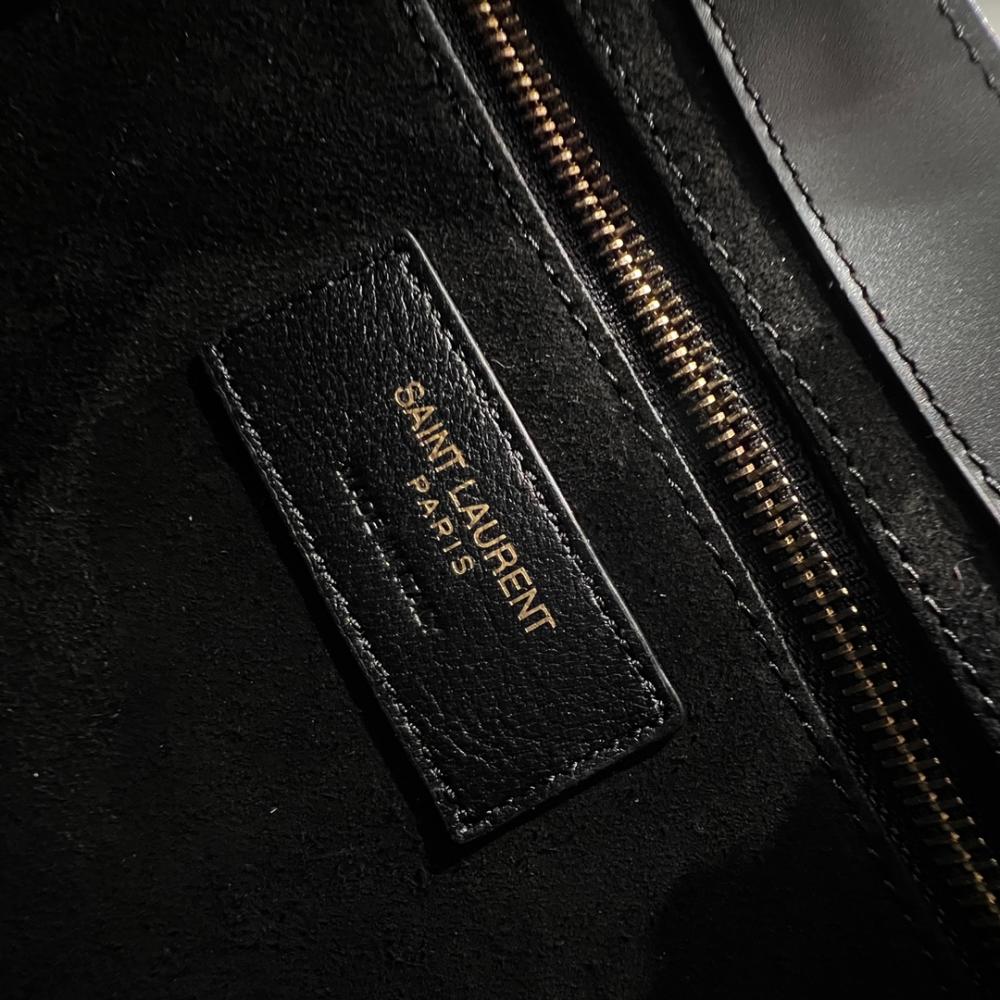 YSL Le 5 A Smooth Leather Hobo Bag