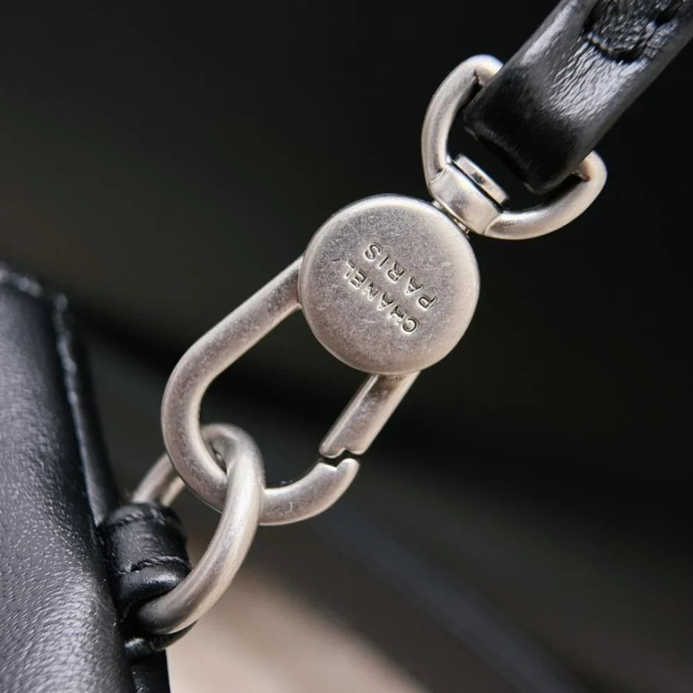 Chanel Deauville Tote Çanta - Glimmer of Luxury