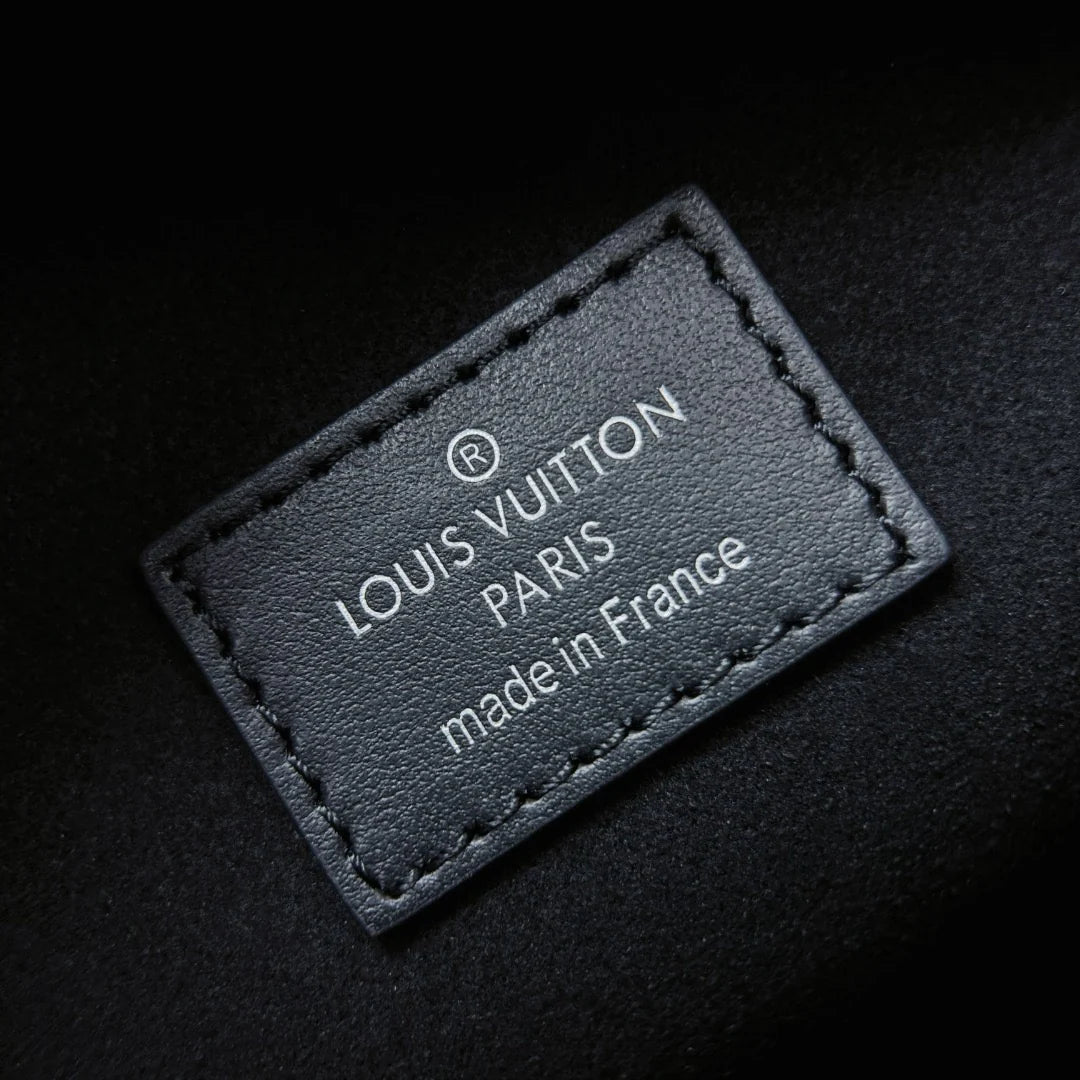 Yan Bagaj - Glimmer of Luxury