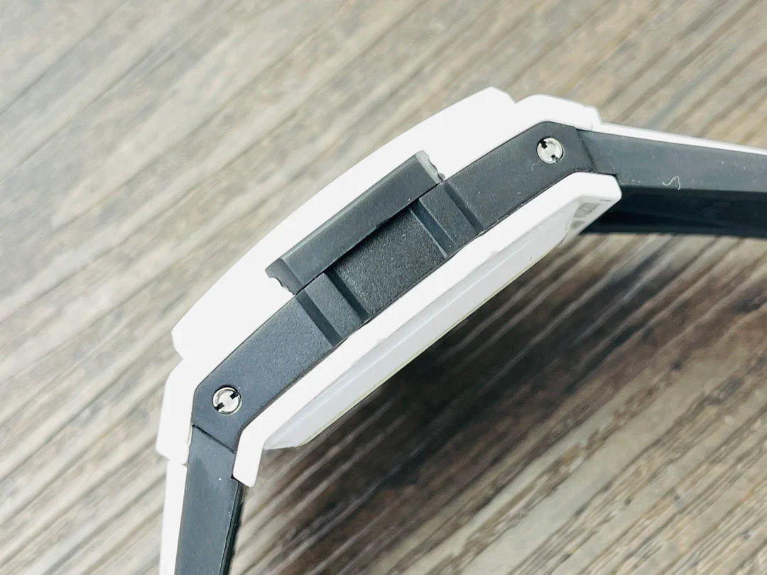 Hublot Siyah Beyaz Kol Saati - Glimmer of Luxury