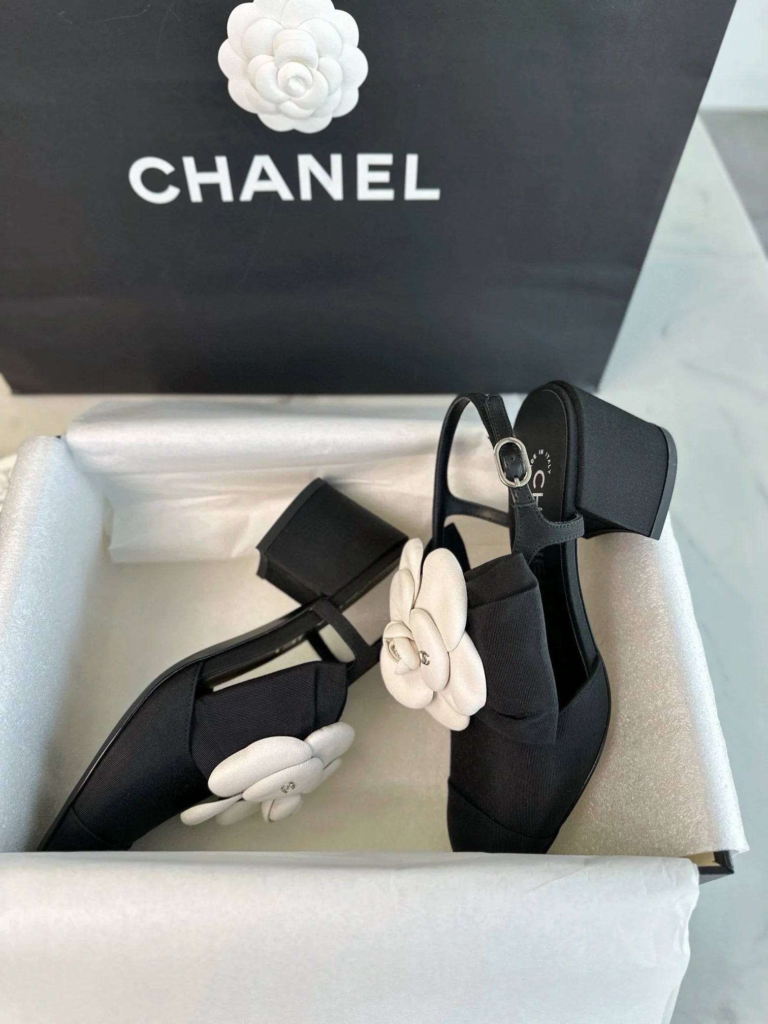 24S Sandalet - Glimmer of Luxury