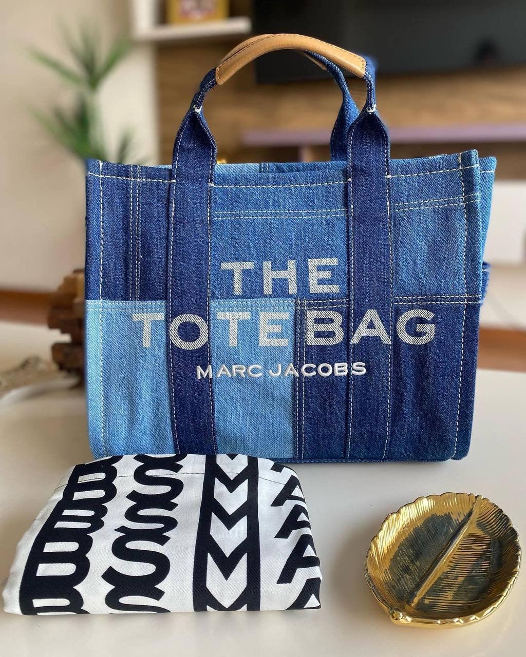 Marc Jacobs THE TOTE BAG Mavi Kot - Glimmer of Luxury