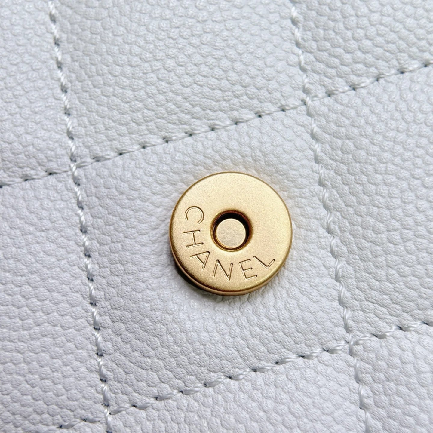 Chanel 25C Büyük Hobo Seyahat Çantası - Glimmer of Luxury