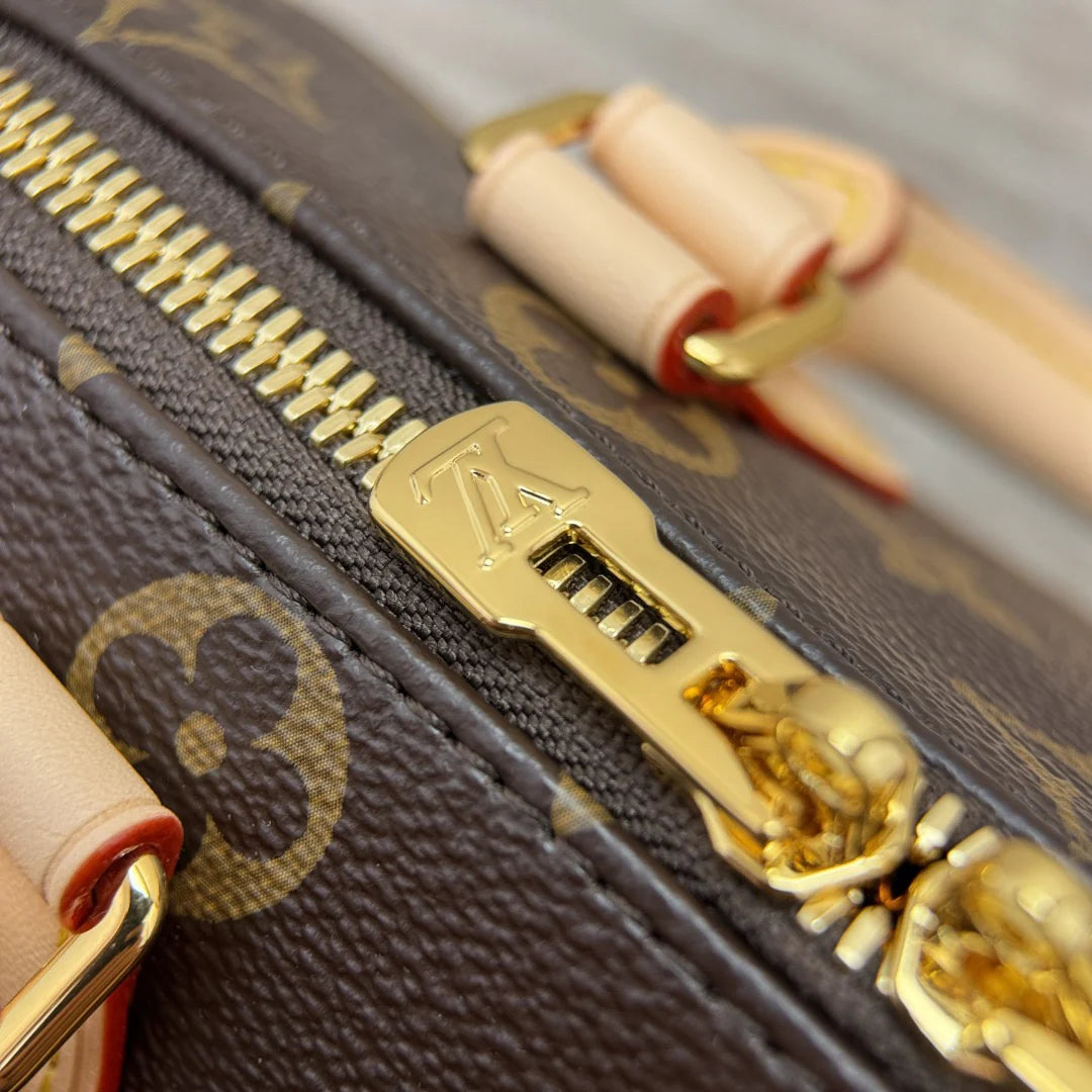 Speedy 20 - Glimmer of Luxury