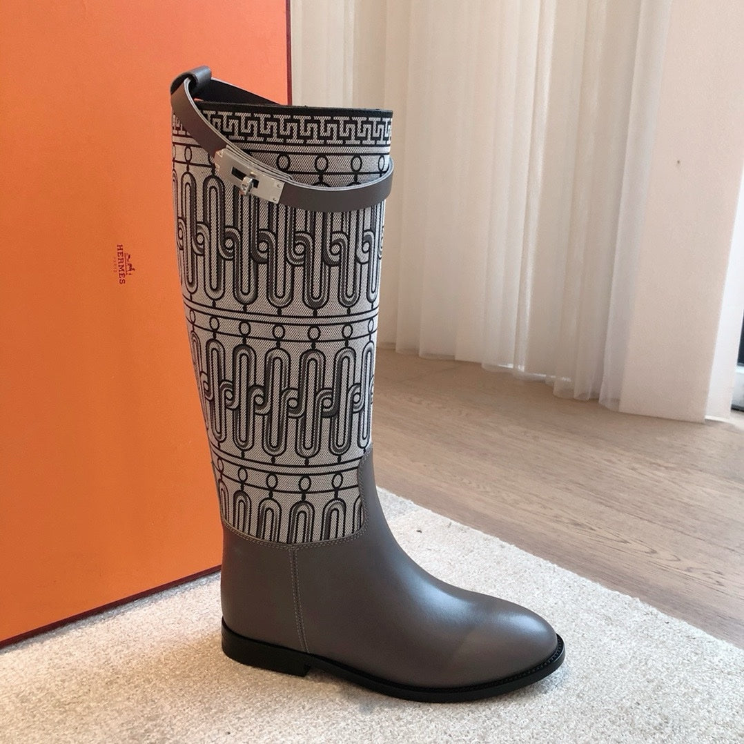 Hermès Zıplayan Botlar - Glimmer of Luxury