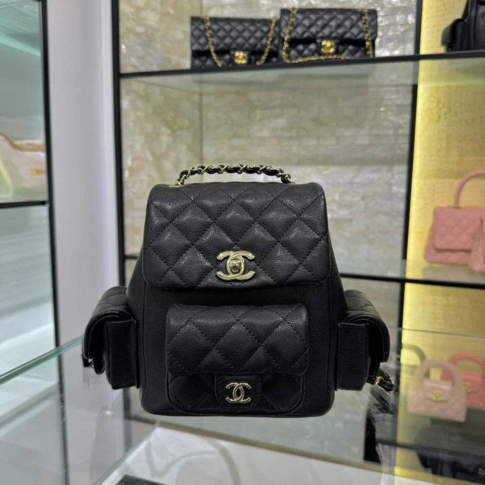 Chanel Küçük Siyah Havyar Deri Sırt Çantası - Glimmer of Luxury