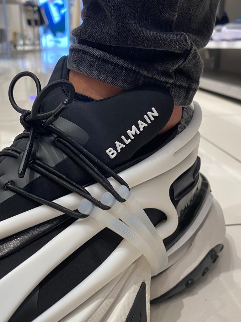 Balmain Unicorn Spor Ayakkabı - Siyah & Beyaz - Glimmer of Luxury