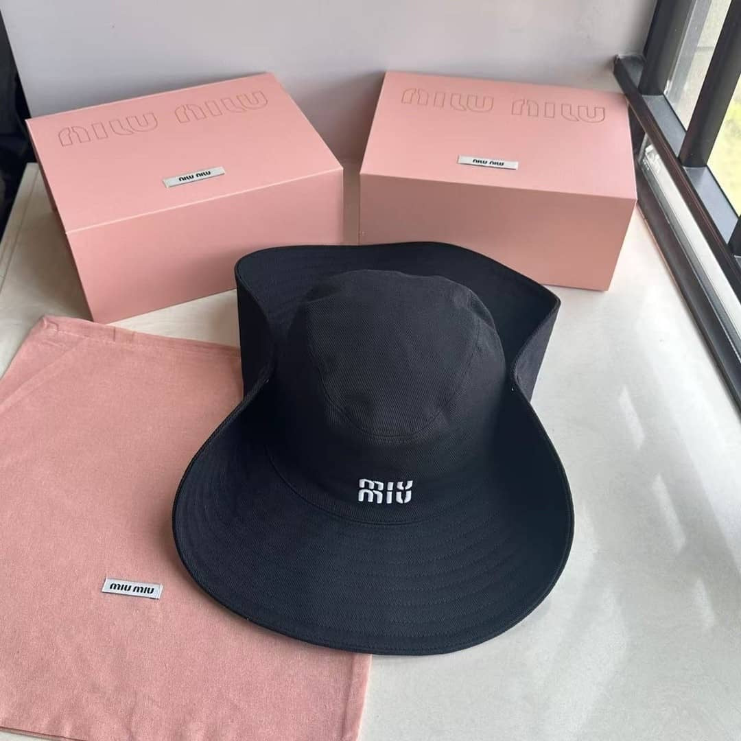 Miu Miu Kovboy Şapkası