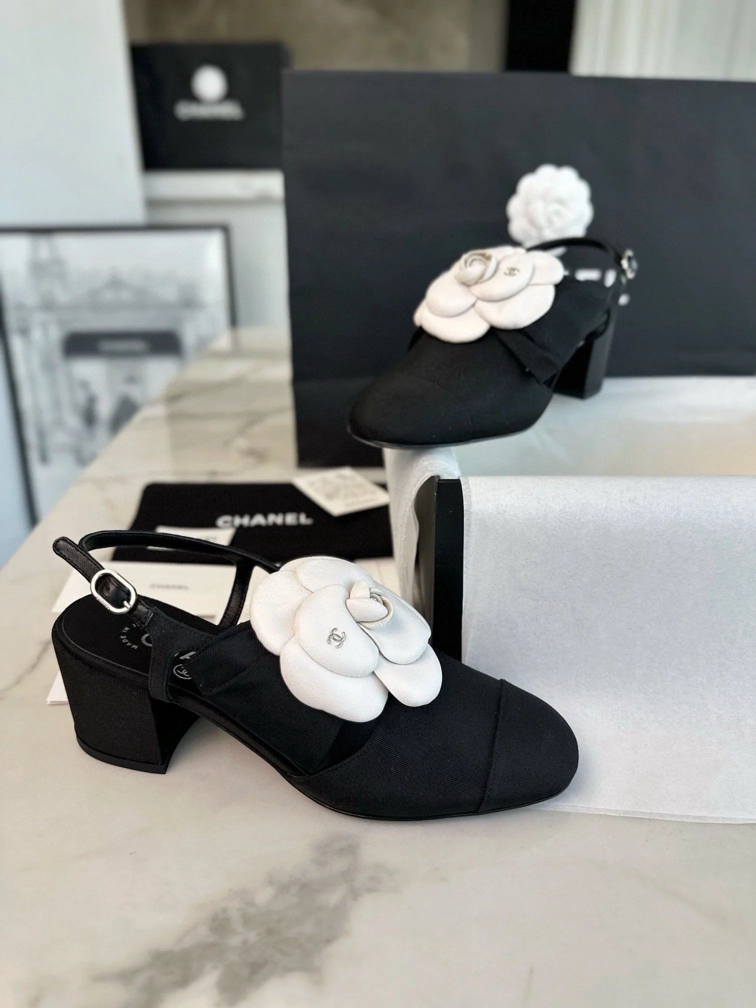 24S Sandalet - Glimmer of Luxury