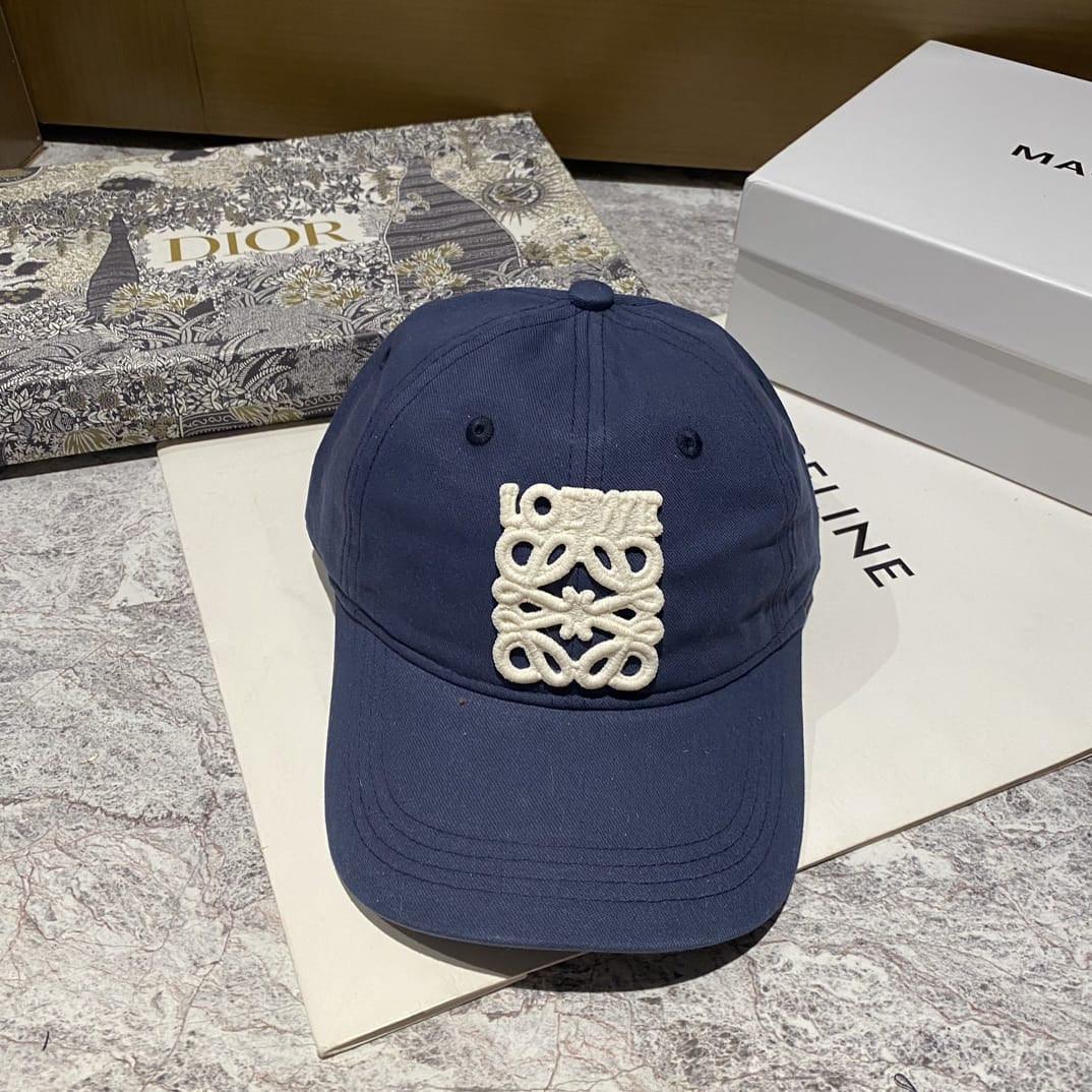 Loewe Kadın Şapkası - Glimmer of Luxury