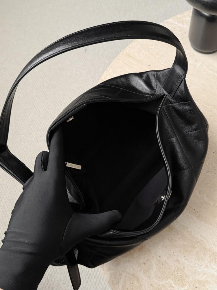 Chanel S26 Maxi Messenger Bag
