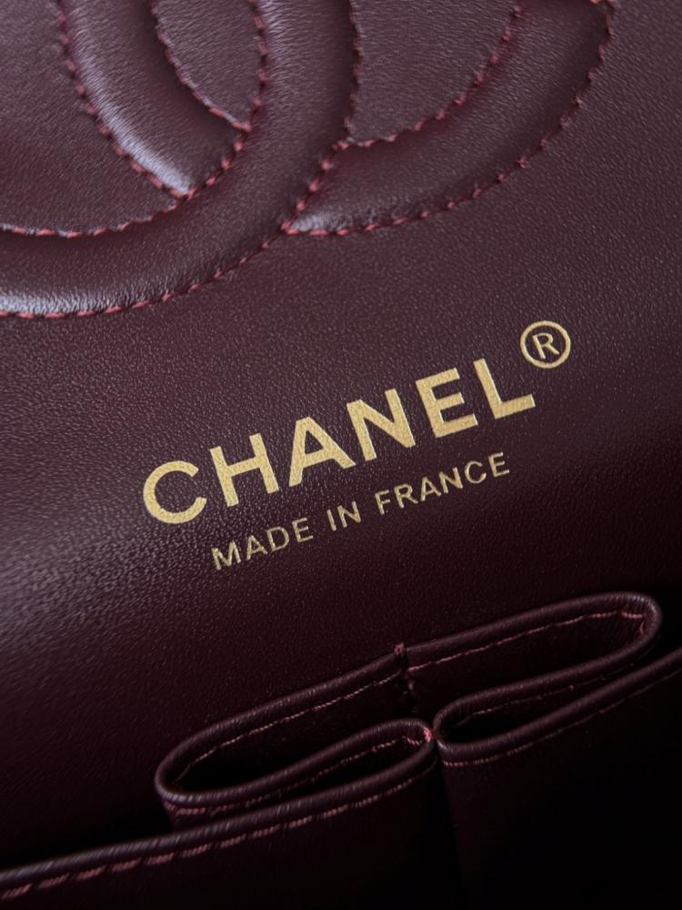 Chanel 2025/26 Soft Quilted Lambskin Maxi Single Flap Bag 