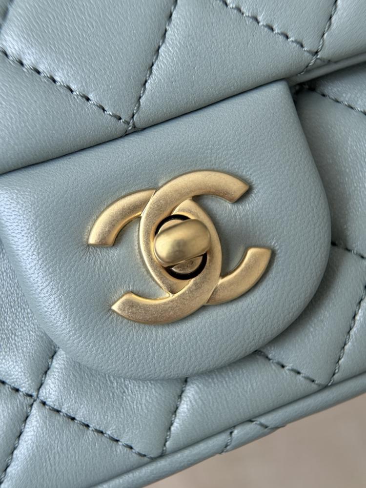 Chanel Classic Mini with Lid 20cm