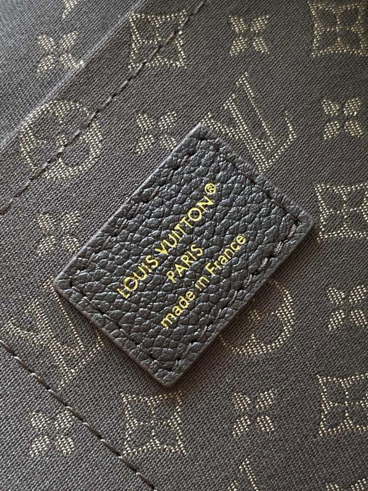 Louis Vuitton – Express GM