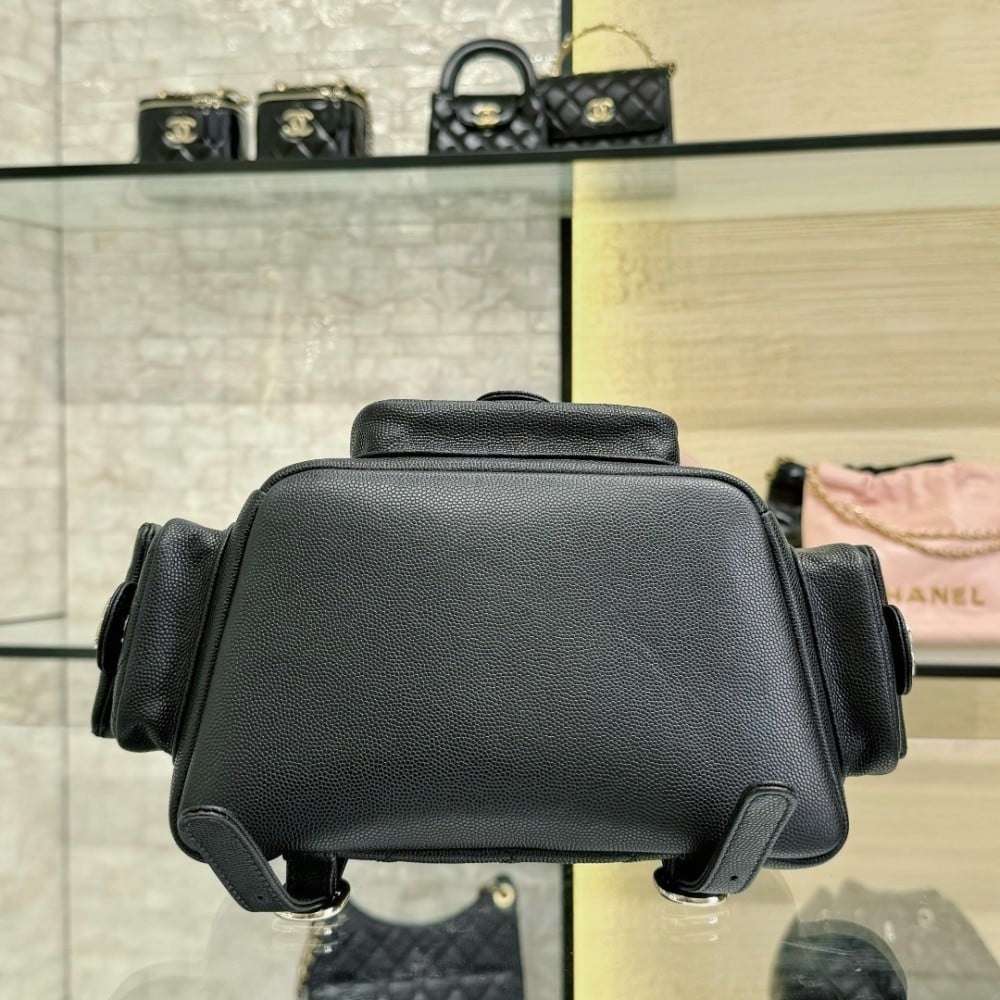 Chanel Siyah Havyar Deri Sırt Çantası - Glimmer of Luxury