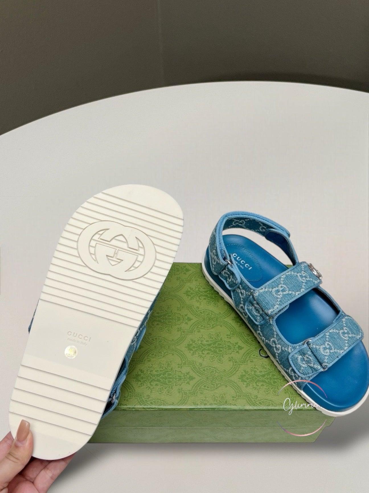 Gucci Açık Mavi ve Fildişi Kot Double G'li Kadın Sandaleti - Glimmer of Luxury