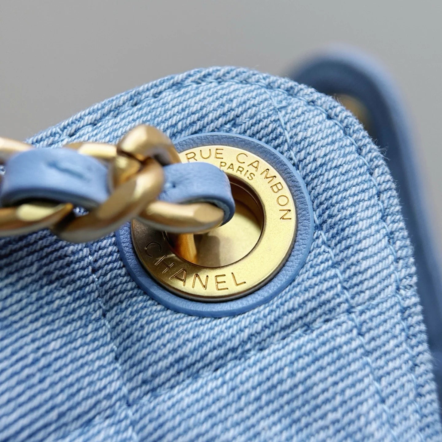 Chanel 25C Büyük Hobo Seyahat Çantası - Glimmer of Luxury