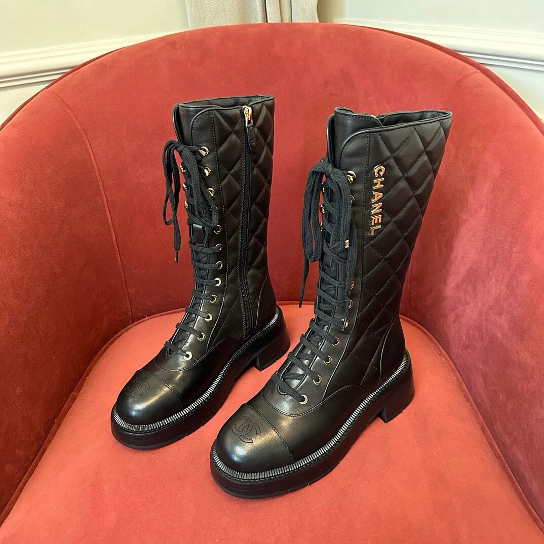 Chanel 24B Uzun Botlar - Glimmer of Luxury