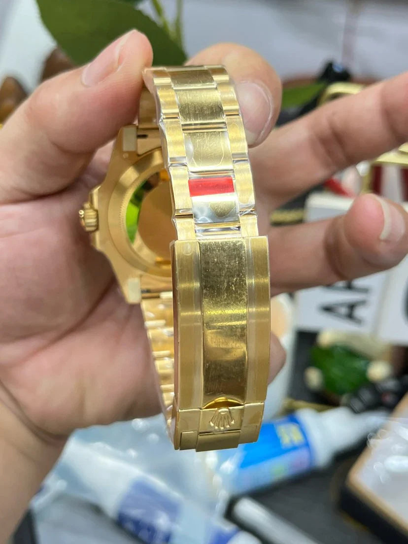 Rolex Submariner Altın Siyah Saat - Glimmer of Luxury