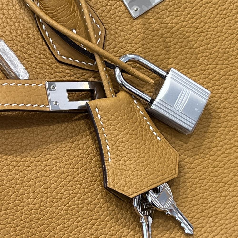 Hermès Birkin 25 Gold Togo