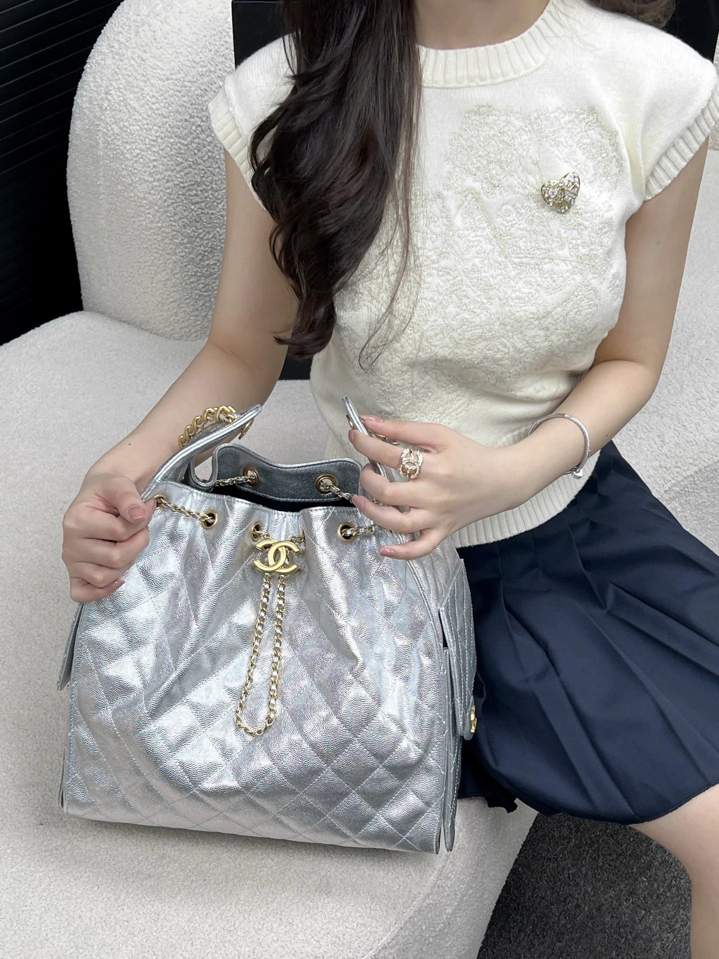 Chanel 25C Büyük Hobo Seyahat Çantası - Glimmer of Luxury