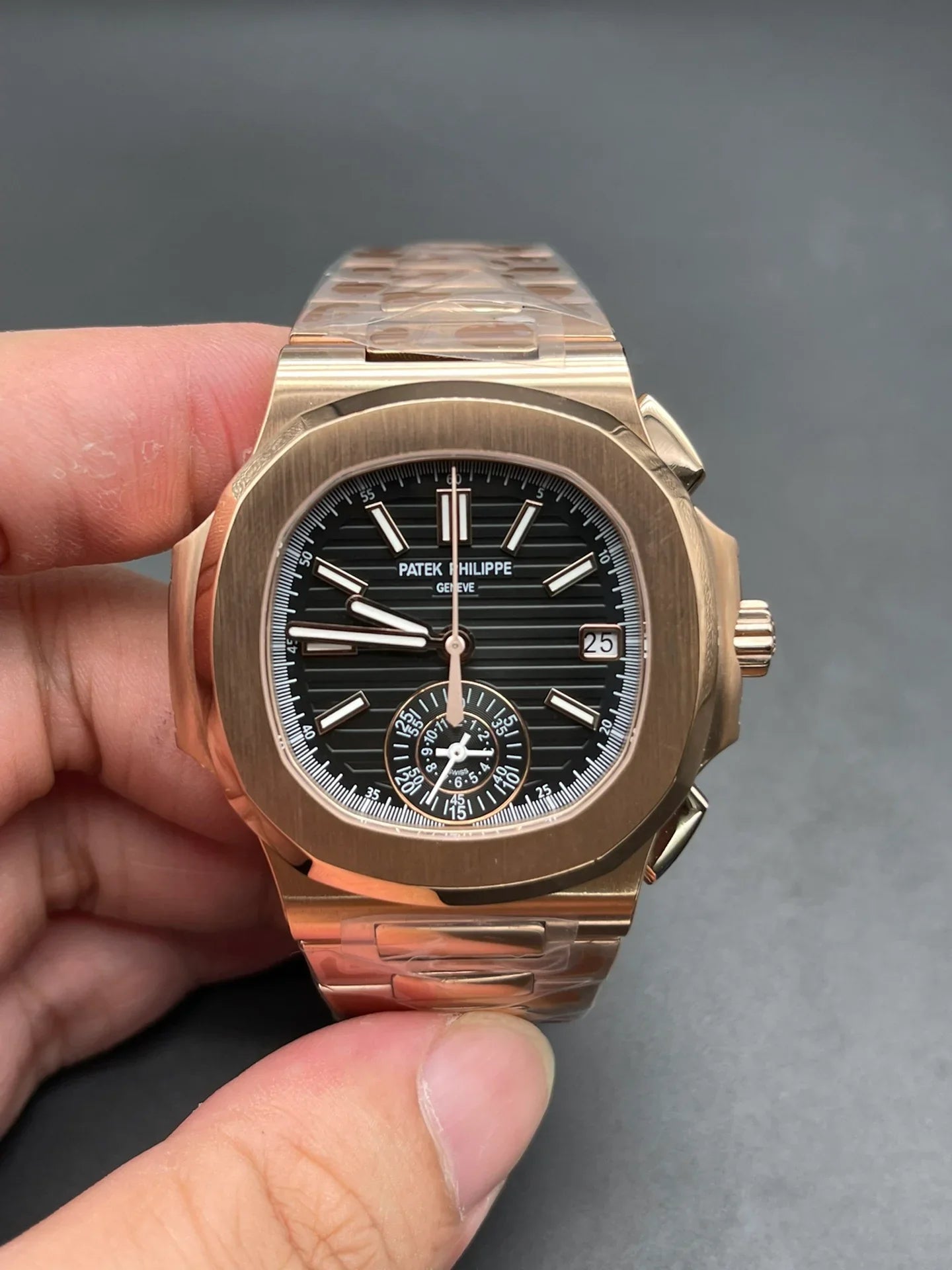 Patek Philippe 5712 PPF V2 Pembe Altın - Glimmer of Luxury